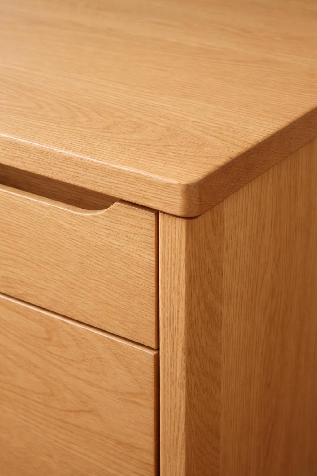 apprenez à protéger un bois brut tout en conservant sa couleur naturelle grâce à des méthodes simples et efficaces.